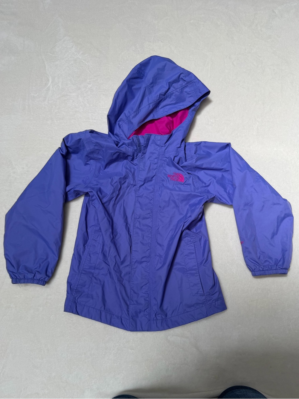 The North Face Girls Size 5 Purple & Pink Rain Jacket